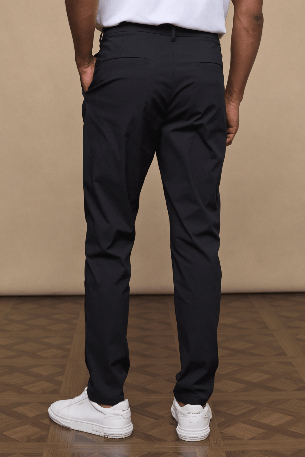 Enzo Hybrid Bukser Dame i Sort - Komfortable Bukser med 4-Vejs Strækstof og Skjult Lynlåslomme 1